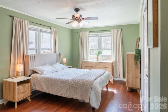 8573 Cruso Road, Canton, NC 28716