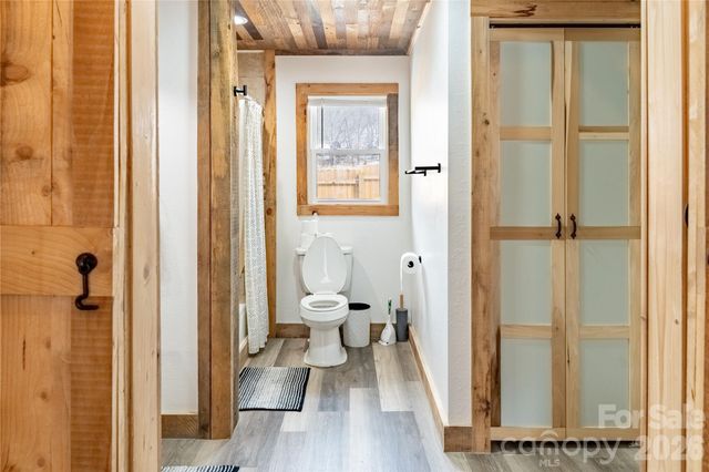 8573 Cruso Road, Canton, NC 28716