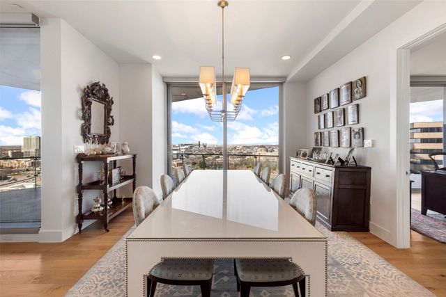 3130 N Harwood Street 1503, Dallas, TX 75201