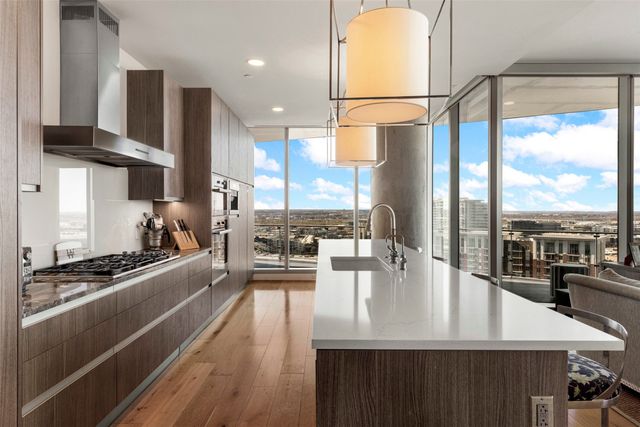 3130 N Harwood Street 1503, Dallas, TX 75201