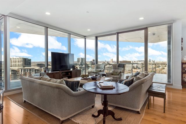 3130 N Harwood Street 1503, Dallas, TX 75201