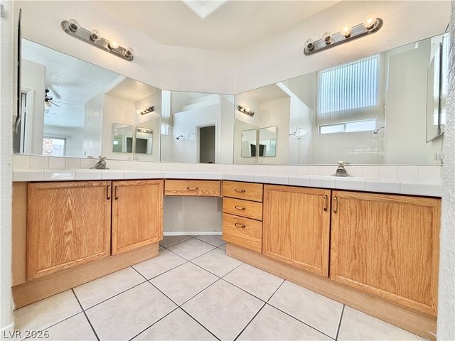 2919 Atwater Drive, North Las Vegas, NV 89032