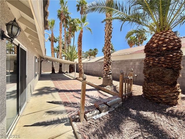 2919 Atwater Drive, North Las Vegas, NV 89032