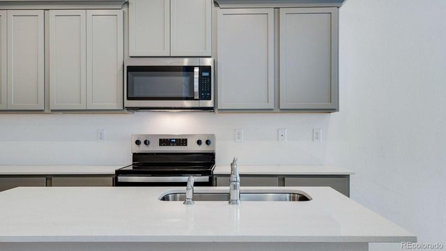 18804 E 99th Avenue, Commerce City, CO 80022