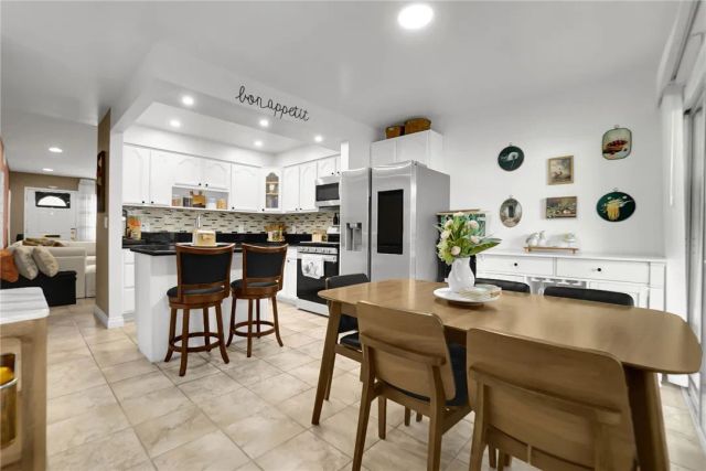 1795 W Glenoaks Avenue, Anaheim, CA 92801