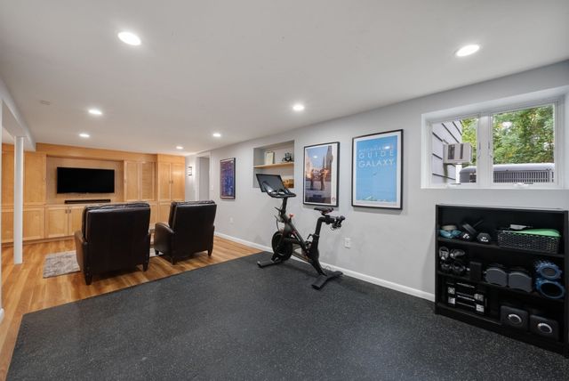 52 Damon Road, Needham, MA 02494