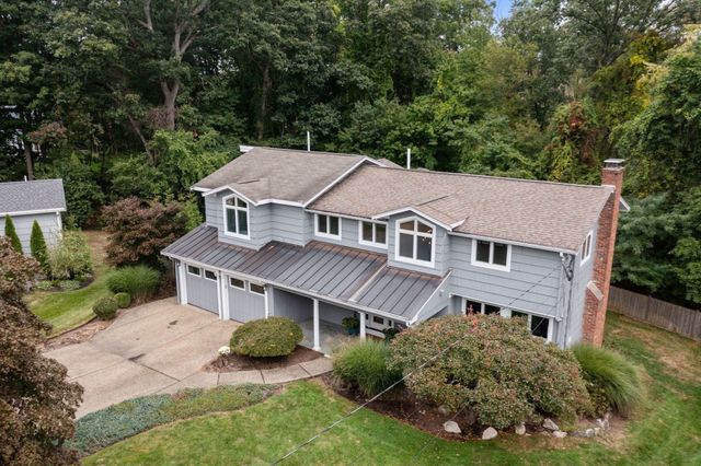 52 Damon Road, Needham, MA 02494