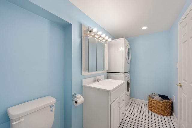 52 Damon Road, Needham, MA 02494