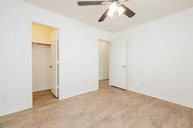 922 Doubletree Glen Drive, Houston, TX 77073