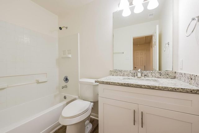 922 Doubletree Glen Drive, Houston, TX 77073