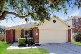 922 Doubletree Glen Drive, Houston, TX 77073