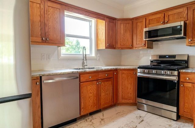 302 Highland Avenue, Monett, MO 65708