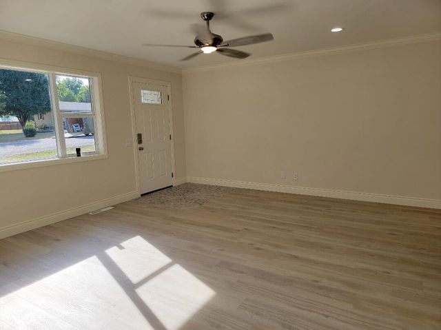 302 Highland Avenue, Monett, MO 65708