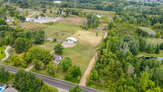 4971 84th Street SE, Caledonia, MI 49316