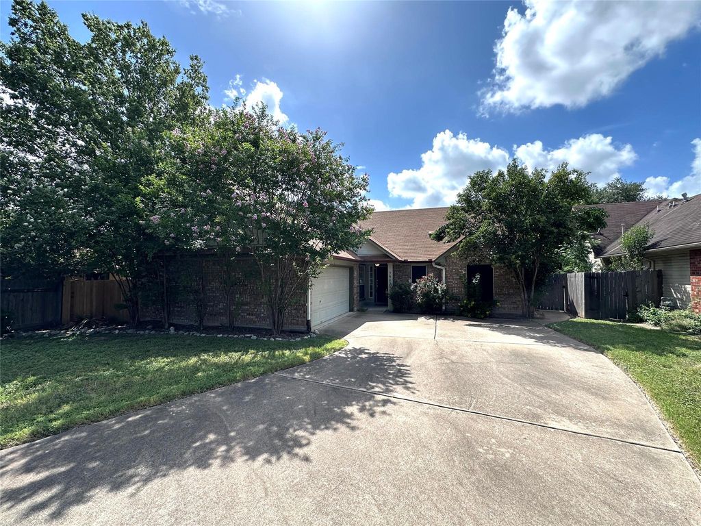7903 Tiger Eye CV, Austin, TX 78749