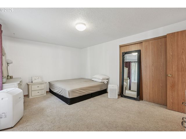 23708 Ne CANYON LOOP Rd, Battle Ground, WA 98604