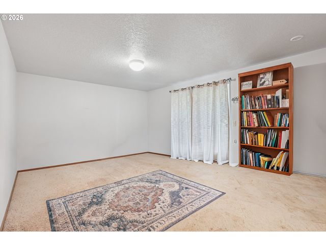 23708 Ne CANYON LOOP Rd, Battle Ground, WA 98604