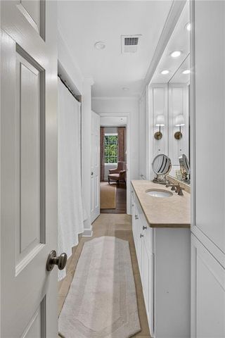4 Montclair Drive NE, Atlanta, GA 30309