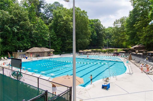 4 Montclair Drive NE, Atlanta, GA 30309
