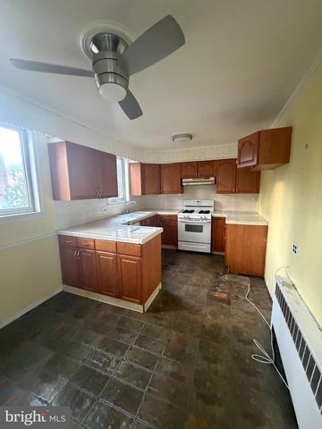 941 E SLOCUM ST, Philadelphia, PA 19150