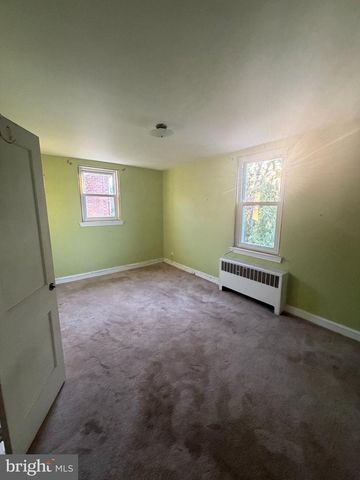 941 E SLOCUM ST, Philadelphia, PA 19150
