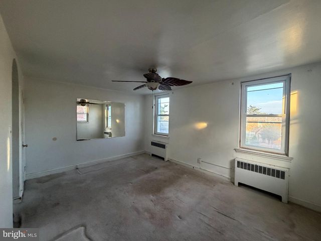 941 E SLOCUM ST, Philadelphia, PA 19150