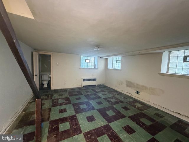 941 E SLOCUM ST, Philadelphia, PA 19150