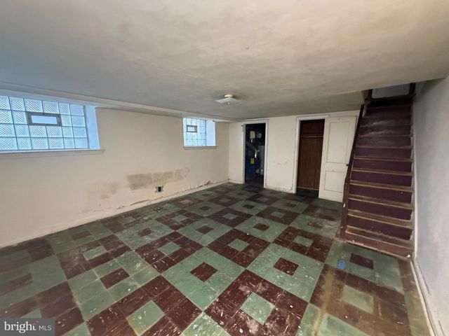 941 E SLOCUM ST, Philadelphia, PA 19150
