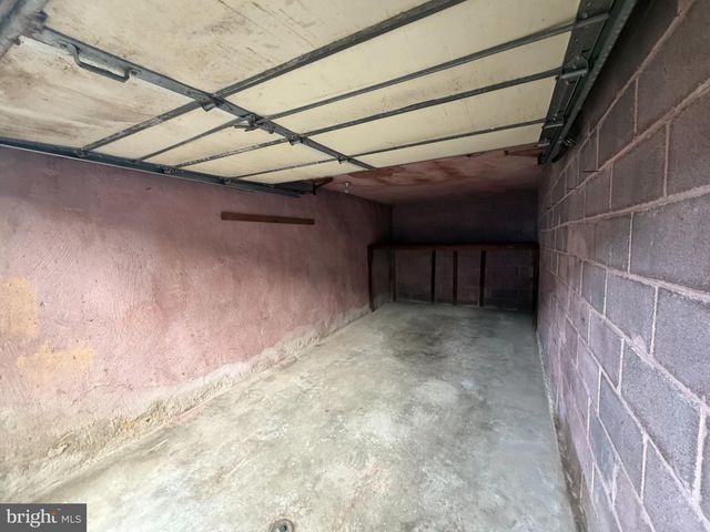 941 E SLOCUM ST, Philadelphia, PA 19150