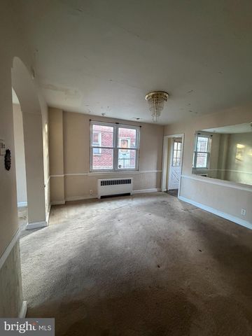 941 E SLOCUM ST, Philadelphia, PA 19150