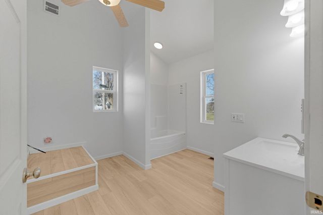 2660 E Beech Avenue, Columbia City, IN 46725