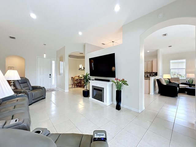 1343 Shoreline Circle, Sebastian, FL 32958