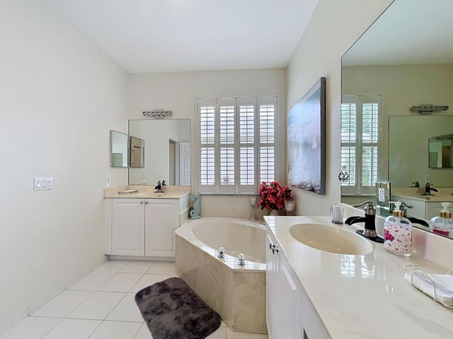 1343 Shoreline Circle, Sebastian, FL 32958