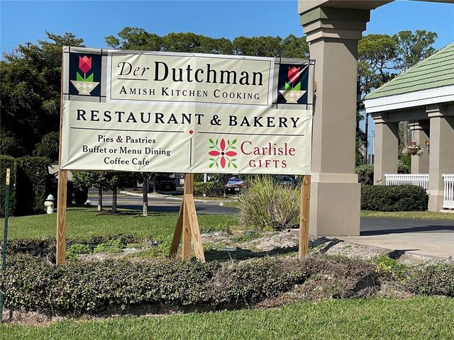 828 S TUTTLE AVENUE B, Sarasota, FL 34237