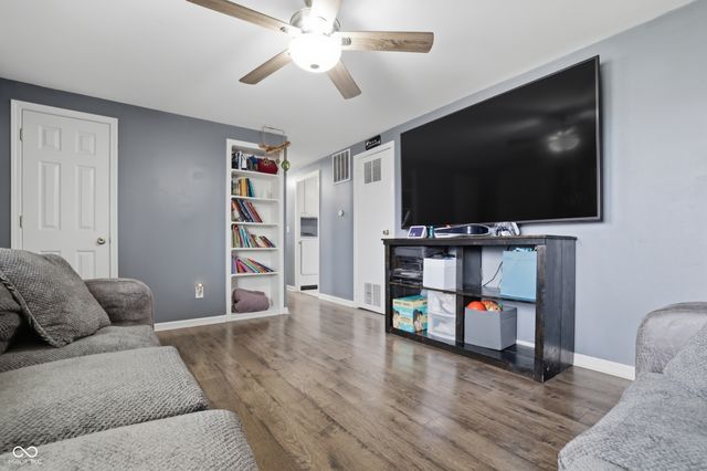 1832 Norwood Way, Anderson, IN 46011