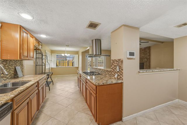 3726 Royal Manor Drive, Houston, TX 77082