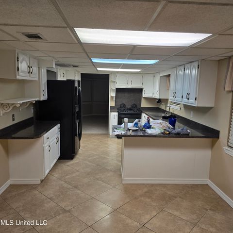 11035 Lamey Bridge Road, D'iberville, MS 39540