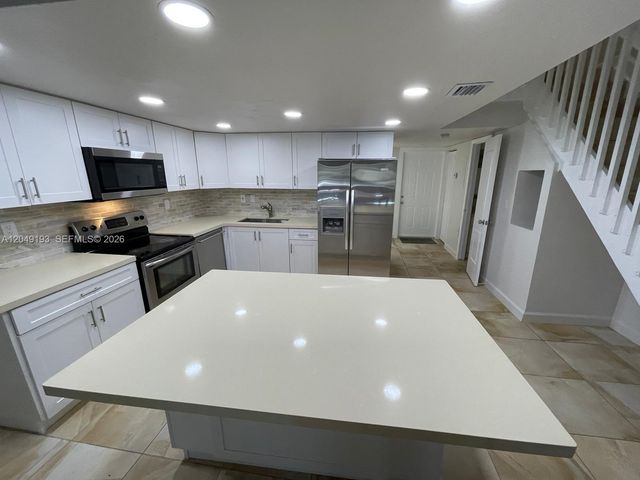 13037 SW 88th Lane 204A, Miami, FL 33186