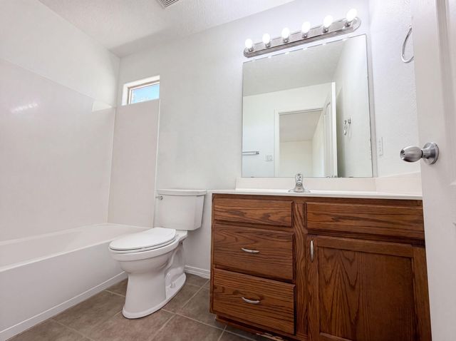 1928 Cortina Loop SE, Rio Rancho, NM 87124