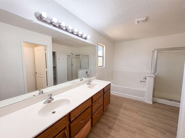 1928 Cortina Loop SE, Rio Rancho, NM 87124