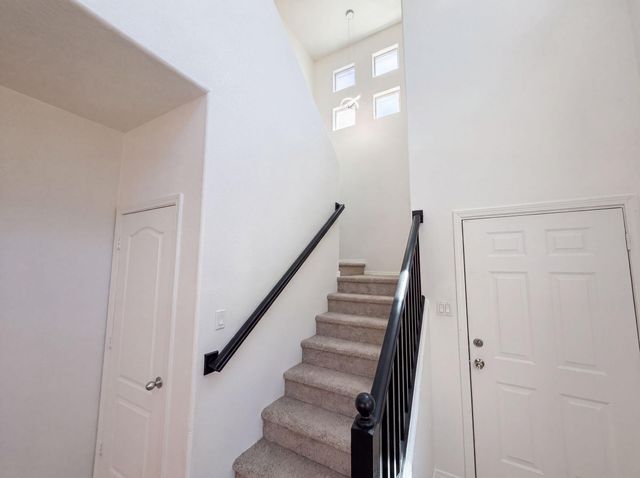 1928 Cortina Loop SE, Rio Rancho, NM 87124