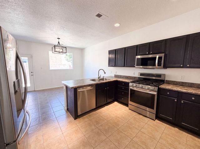1928 Cortina Loop SE, Rio Rancho, NM 87124