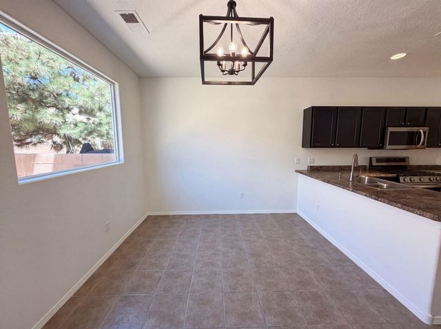 1928 Cortina Loop SE, Rio Rancho, NM 87124