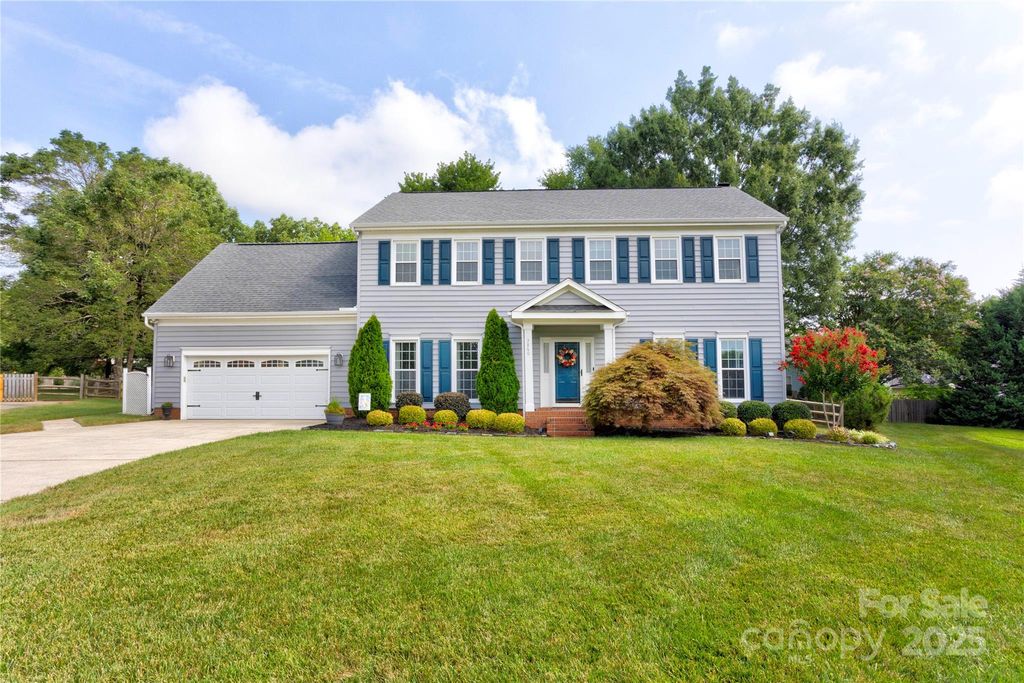 3860 Meadow Ridge Drive NW, Concord, NC 28027
