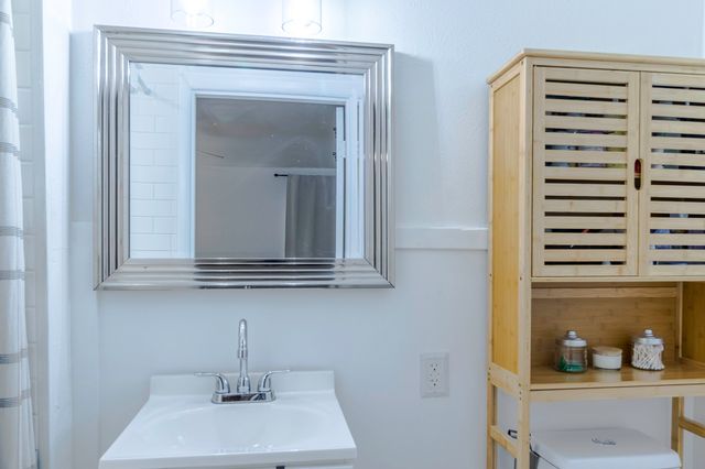 4551 Cockrell Avenue, Fort Worth, TX 76133