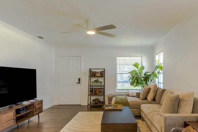 4551 Cockrell Avenue, Fort Worth, TX 76133