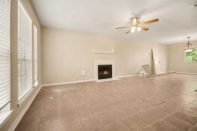 7010 Durango Drive, Magnolia, TX 77354