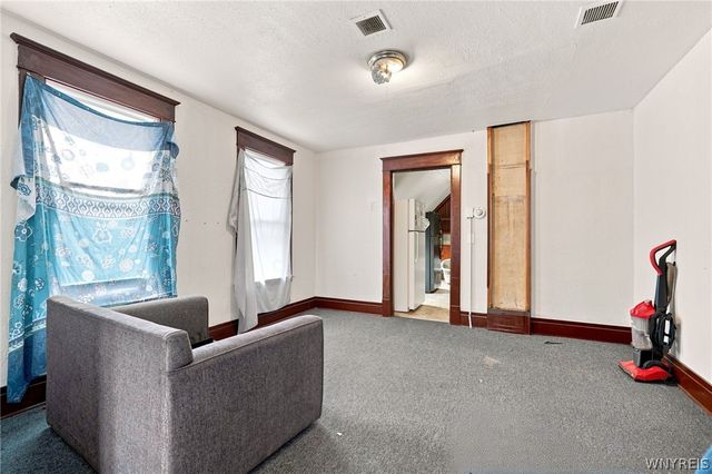 16 Stevens Avenue, Buffalo, NY 14215