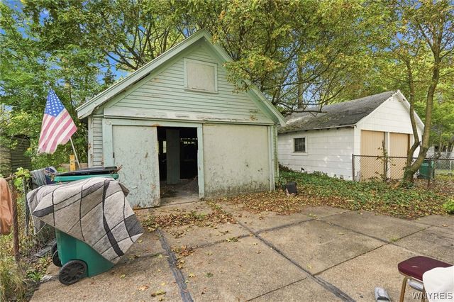 16 Stevens Avenue, Buffalo, NY 14215