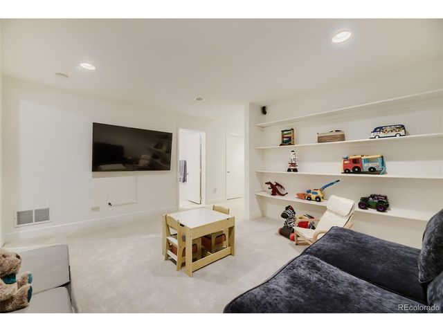 12469 E Harvard Dr, Aurora, CO 80014